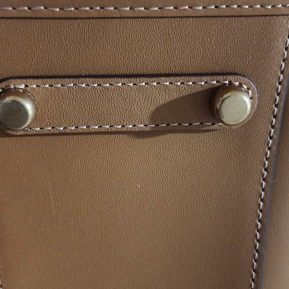 Tom WesselmanCoach Tan Satchel with Red Sequin Lip Design - Picture 4 of 9